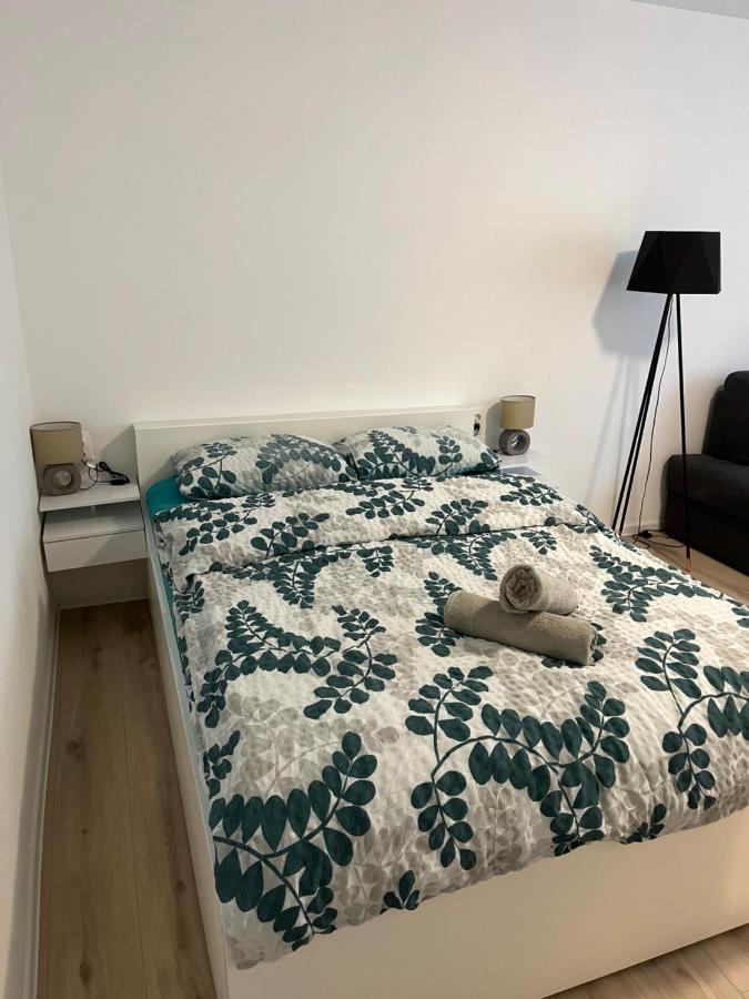 Apartment Vbk Osijek Exteriör bild