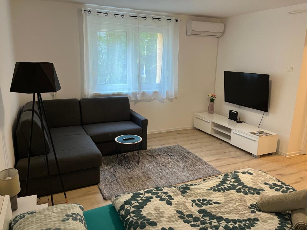 Apartment Vbk Osijek Exteriör bild